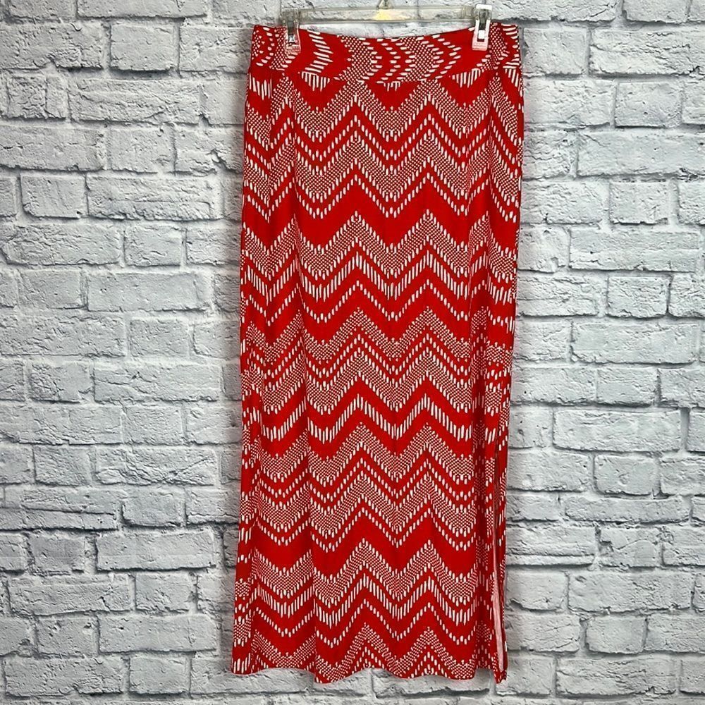Dress Barn Red and White Patterned Maxi Skirt Size Large